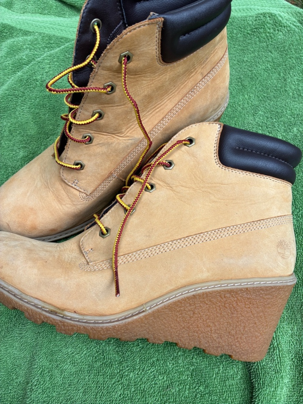 Timberland Women's Wheat Nubuck Wedge Lace-Up Boots with Black Collar
